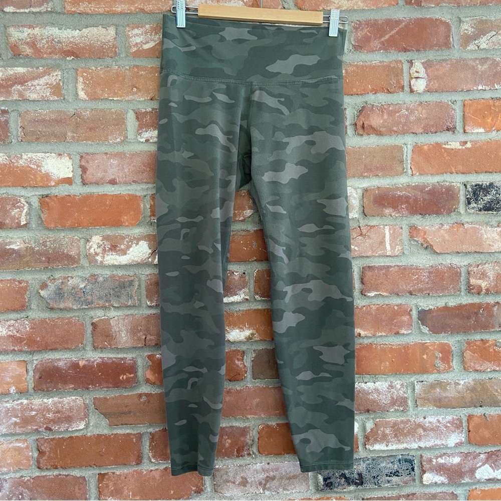 Old Navy Balance Legging Go Dry Large Petite Camo Green
